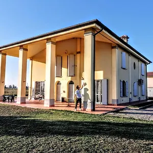 bb-villa-silveria.emilia-romagnahotels.net/