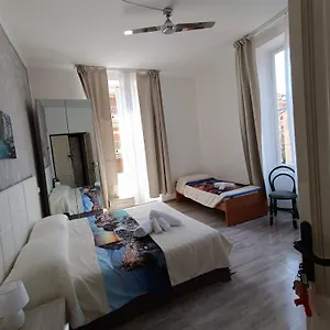 eden-hotel-deiva-marina.hotelitalianriviera.com/